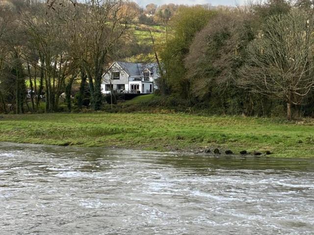 Riverside Homestay